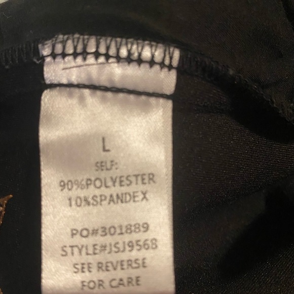 Promesa Soft Suede Stars Skirt Black Size Large
Like New - Picture 10 of 12